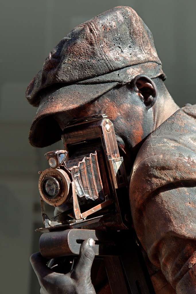 living statue levend standbeeld evenement event festival festiviteit kunst art straatkunst streetart artiest beeld beeldhouwwerk sculpture sculptuur